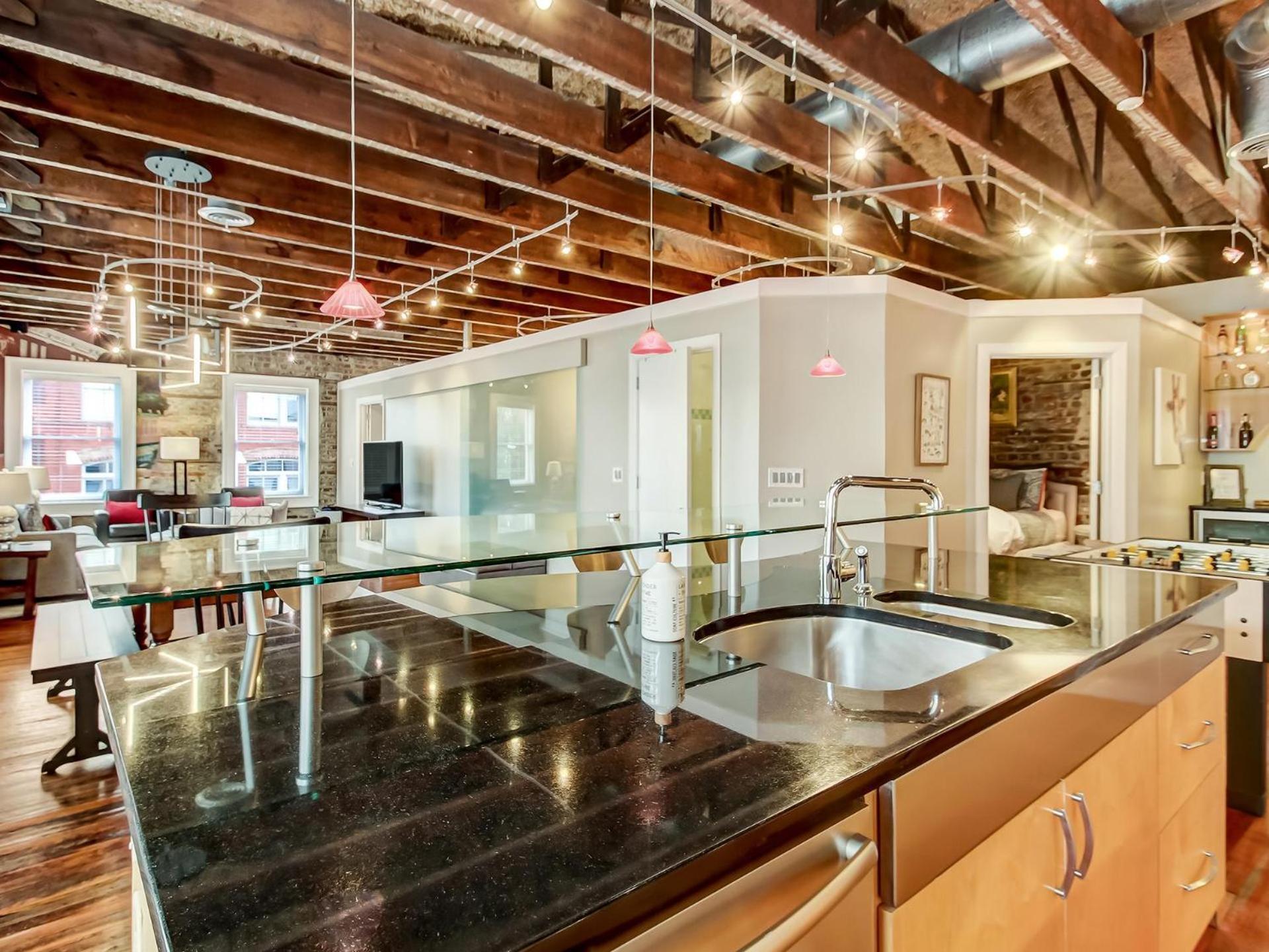 Broughton Corner Loft Appartement Savannah Buitenkant foto